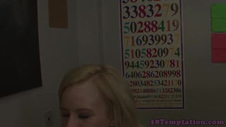 real amateur teen 18+ tugs that dick hard 😈💦
