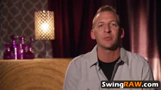 スウィンガーカップルが酒飲みまくり素人リアリティ乱交パーティー！