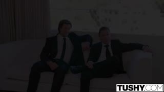 내 궁극 판타지가 더블 페네트레이션 쓰리섬으로 이루어졌어! 너무 뜨거워!