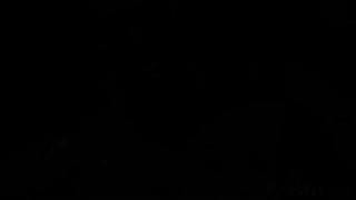 ആ പോൺസ്റ്റാറിനെ സ്പങ്കിൽ മുങ്ങിയത് കണ്ട് എനിക്ക് വളരെ അതിശയോക്തിയായി തോന്നി