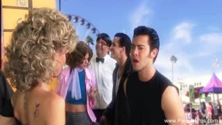 "Сенді, давай зробимо це брудно, як у Grease!"