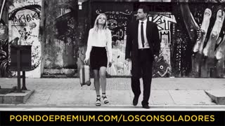 Hey, peep Noe Milk's chocolate curves in steamy interracial foursome at VIP Sex Vault! 🍫🔥👯‍♀️