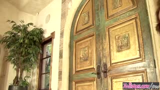 ब्रेट रॉसी और एमिली एडिसन ट्विस्टिस पर कॉल गर्ल चुदाई