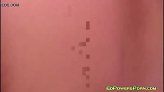 สาวใหม่ 18+ ตื่นเต้นโชว์นมใหญ่โดนแตกคาหน้าครั้งแรก