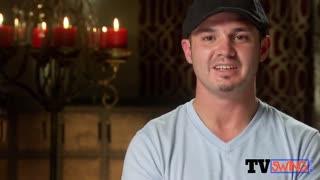 Szarus pár ad fafaszkat és dug egymást zuhanyban buli előtt