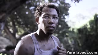 19 വയസ്സ് അമേച്ചർ ഇന്ററാഷ്യണൽ ക്രീംപൈ ആഴത്തിൽ സ്വീകരിക്കുന്നു