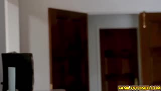 กลุ่มเงี่ยนดำดิ่งดูดควยเย็ดรูเดือดร้อน