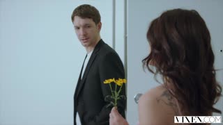 Vixen adria rae etterlater sitt merke på mannen sin