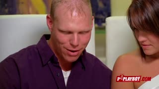 Swingers americanos trocam parceiros em orgia amadora selvagem de grupo real