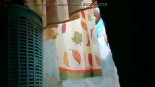 Оголена зріла жінка з великими цицьками