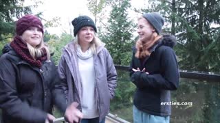 Mai provato un trio lesbico amatoriale in rifugio di montagna?