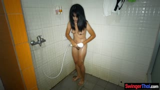 小柄な18歳以上アジアミルフアマチュアホテルフェラとハードコアPOVセックス