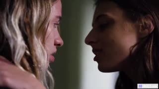 Тинејџерка 18+ лезбијка пада на паметну спојлерску превару у HD причи