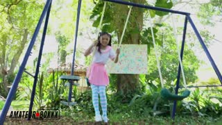Amateur Boxxx Japanese Brunette Dinidikdik ang Nagahasa Puki sa Public Playground