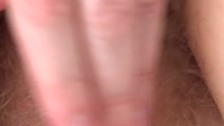 Vagina Basah lan Klitoris Tegak Close-Up: Milf Gemuk ing Nylon Pantyhose Masturbasi Pussy Rambut Rumah Tangga Fetish