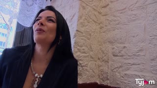 رومانیائی شالینا ڈیوائن ہارڈکور انال چوتی چاہتی ہے