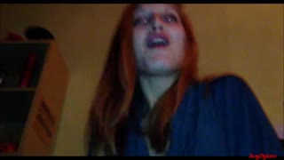 Блонда обожнює глибокий анал з крупним планом лизання дупи й трахом!