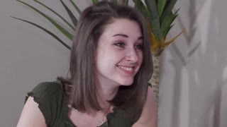 Petite blonde Angelica, nag-gag sa malaking titi deepthroat sa Luke Casting!