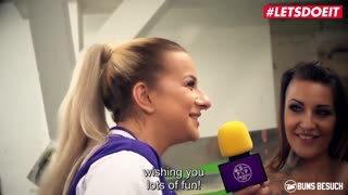 Йо, LETSDOEIT приносить дикого Вікі, татуйовану кралю, яка жорстко їздить на члені художника! 🔥