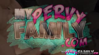 Questa Calda Latina Ha Bisogno di un Giovane Stallone 18+? Carmela Clutch Lo Vuole!