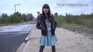 害羞黑发妹首次假鸡巴试镜你试过吗？