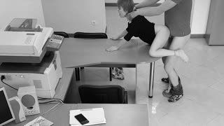 Hva er hettere enn amatør kontor sex med sexy sekretær?