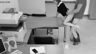 Ce E Mai Fierbinte Decât Sex de Birou Amator cu Secretara Sexy?