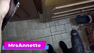 Sissy Poposu Yoğun Grup Anal Aksiyonu İçin Eğitiliyor