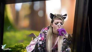 Prawan Neko cilik 18+ ngadhepi mesin ngentot gedhe