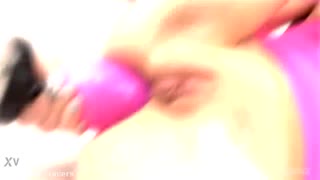 Nela Decker első 4 az 1 ellen hármas vaginális, DP és hatalmas anál tátongással