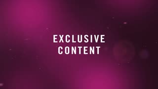 Tri osupljive bejbe se igrajo z dvema dildoma danes