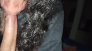 पड़ोसन रात में चुपके से आकर मेरा लंड चूसने लगी 😈🍆💦