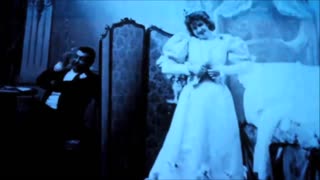 زندگی مخفی من مادربزرگ قدیمی سه نفره