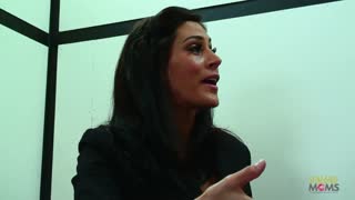 ট্যাটু সোনালী মিলফ বড় মাই বড় পাছা ধোন চোষা মুখে কাম