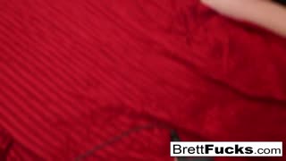 Brett Rossi o fut tare pe amanta lezbi blondă cu țâțe mari