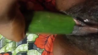 സിന്ഡി ബ്ലാക്ക്‌സ്ലേവ് വെള്ളരി പൂറിൽ ഇട്ട് പൊട്ടിത്തെറി സ്ക്വിറ്റ്