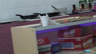 Tham gia sex nhóm blonde ngực to bếp