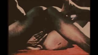 ビンテージスタイルの激しい異人種間3P