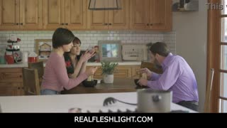 RealFleshlight: Fantazja Wolnego Użycia z Angeline Red