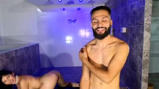 Yenifer Chacon รูหีลาติน่าตอดควยใหม่ยักษ์แน่นๆ