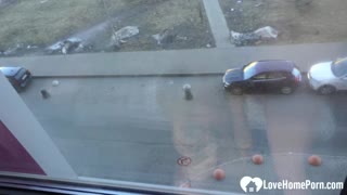 Είμαι Ανυπόμονη Babe που Διψάει για Σωστό Πούτσο