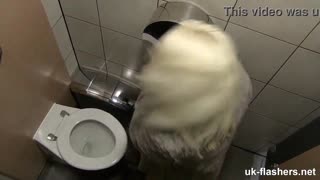 Kan ikke tro jeg lige tissede ud på gaden, så uartig! 😜