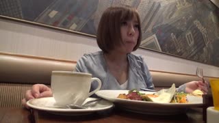 Voi mies, tarkoitan sanoa Kirari on niin kaunis ja valkoinen, hänen kasvonsa ovat mahtavia, rakastan filmaamaan POV:ta hänen kanssaan!