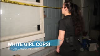 MILF sbirra nerd bianca ricattata in pompino BBC e scopata a pecorina