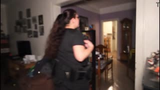 Nerdy milf policistka izsiljena v bbc sesanje in doggy jebo