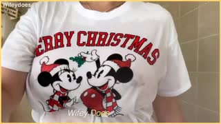 घरगुटी मस्तकट गृहिणीची ओली ख्रिसमस स्तन खेळ