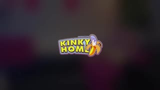 Amatőr pár élvezi a professzionális fejési ülést otthon