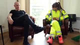 Luna rival owns streets with fierce blowjob takeover