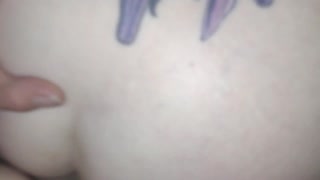 Tesna pička - spolni videi, ki poudarjajo tesne prileganja in bližnje poglede