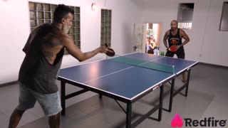 Гей, хочеш знати, наскільки непослушною стала Larissa Leite з анальним та подвійним проникненням на дикій грі?